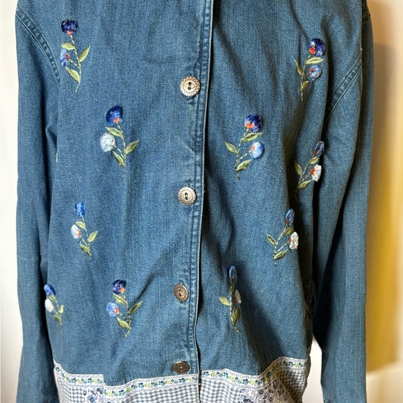 Unique Vintage Jackets & Blazers - Vintage Cottage Core Embroidered Denim Jacket Large